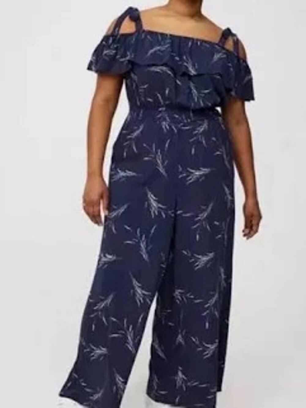NWT Torrid Womens Crinkle Ruffle Jumpsuit Wide Leg Floral Lightweight Navy 14-16